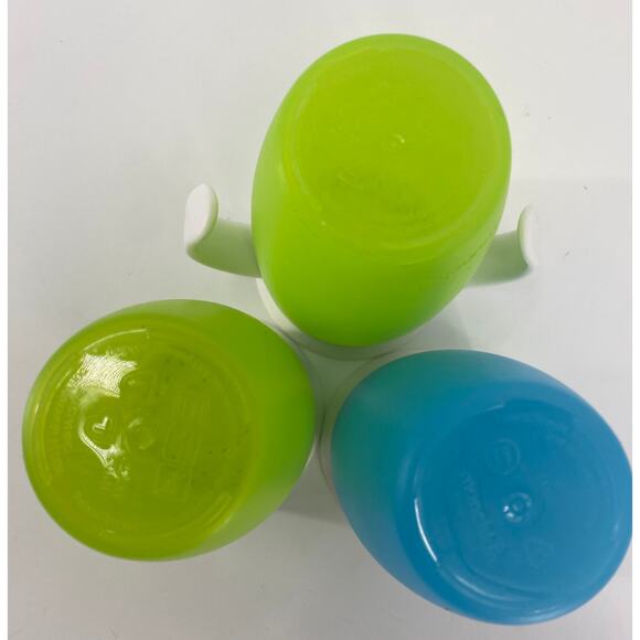 Lot of 3 Munchkin Miracle 360  green blue Trainer Spoutless Sippy Cups - Picture 3 of 5